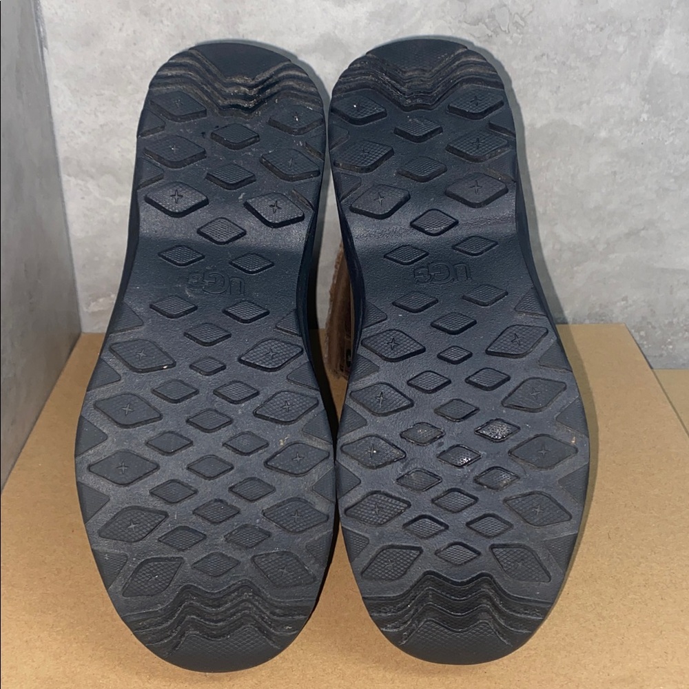 UGG ADIRONDACK BOOT III TIPPED - Picture 4 of 6